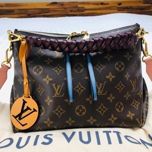 Louis Vuitton Beaubourg Hobo